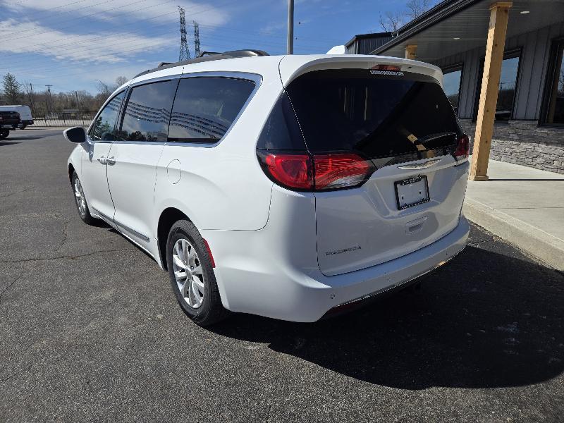 Chrysler Pacifica Touring-L 2017