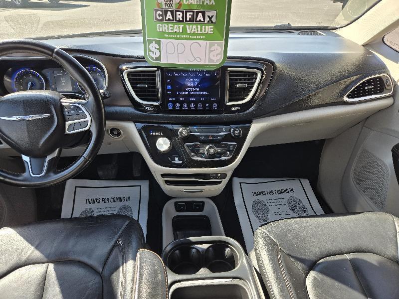 Chrysler Pacifica Touring-L 2017