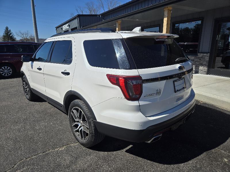 Ford Explorer Sport 4WD 2016