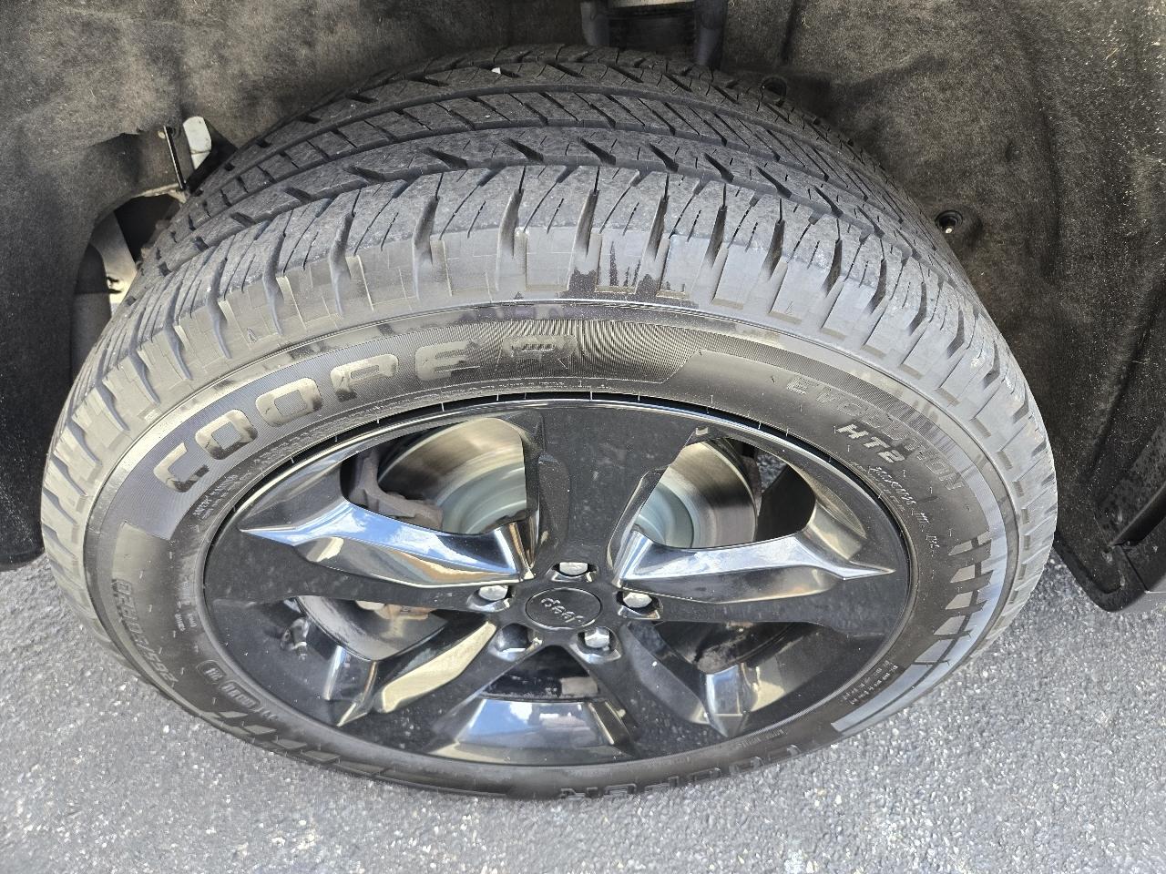 Jeep Grand Cherokee L Laredo 4WD 2021