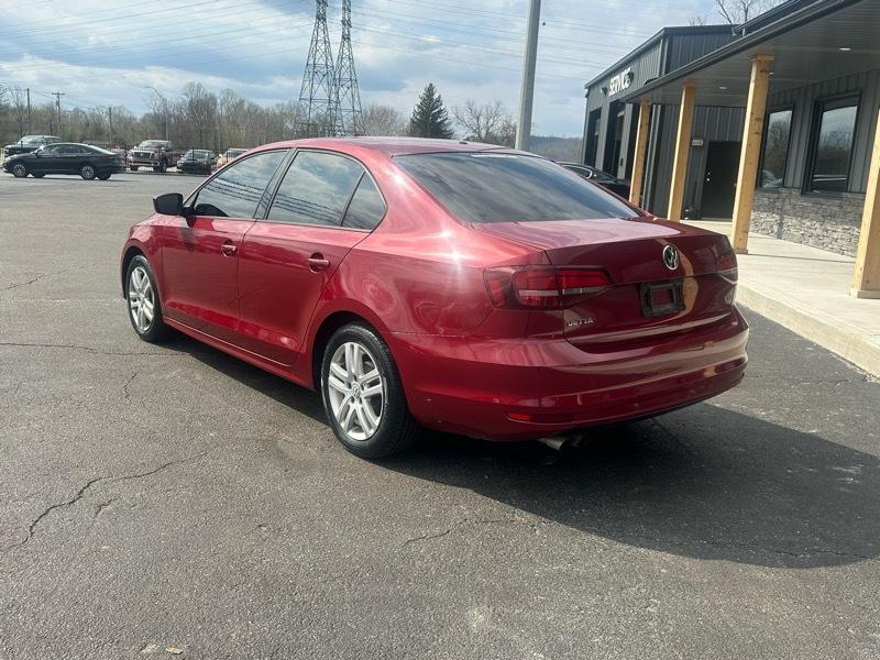 Volkswagen Jetta 1.4T S 6A 2018