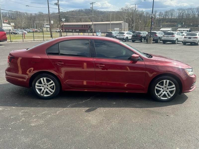 Volkswagen Jetta 1.4T S 6A 2018