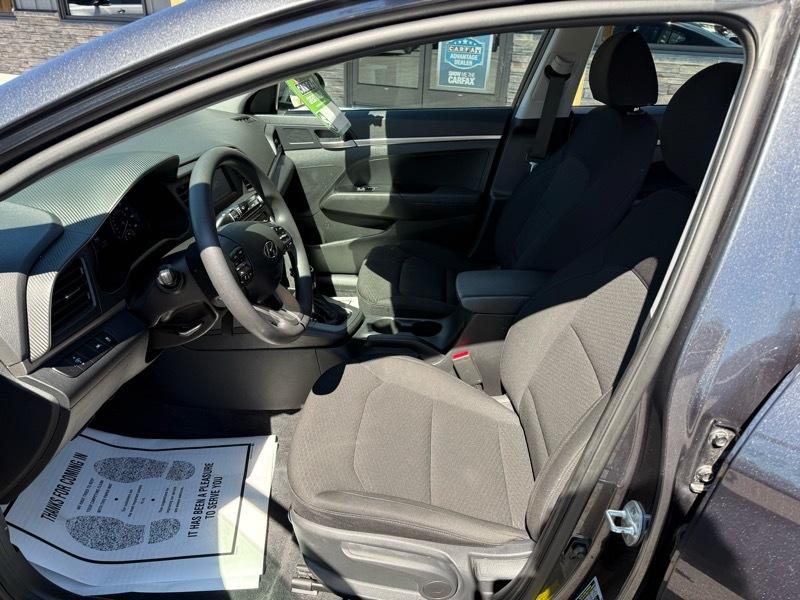 Hyundai Elantra SE 6M 2020