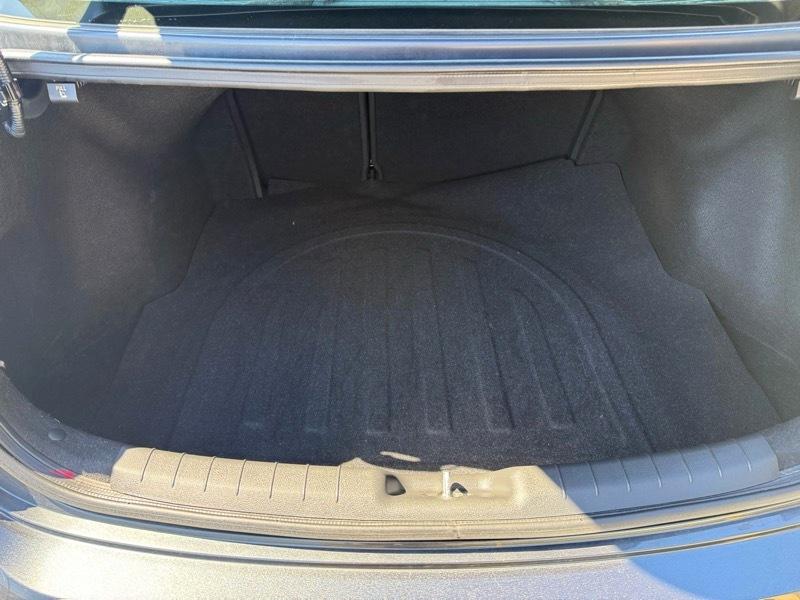 Hyundai Elantra SE 6M 2020