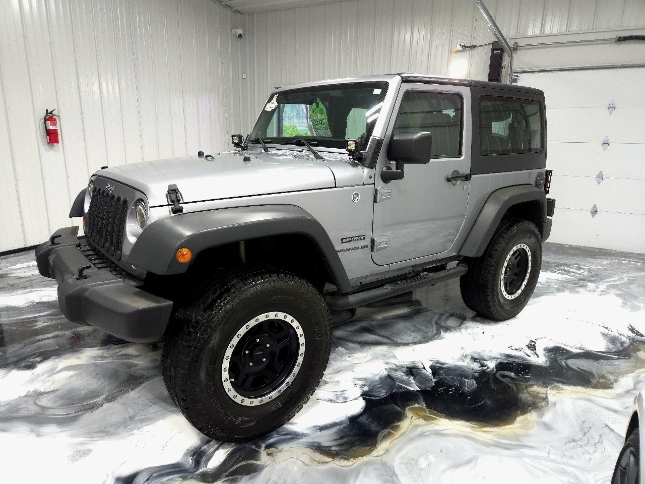 Jeep Wrangler Sport 4WD 2013