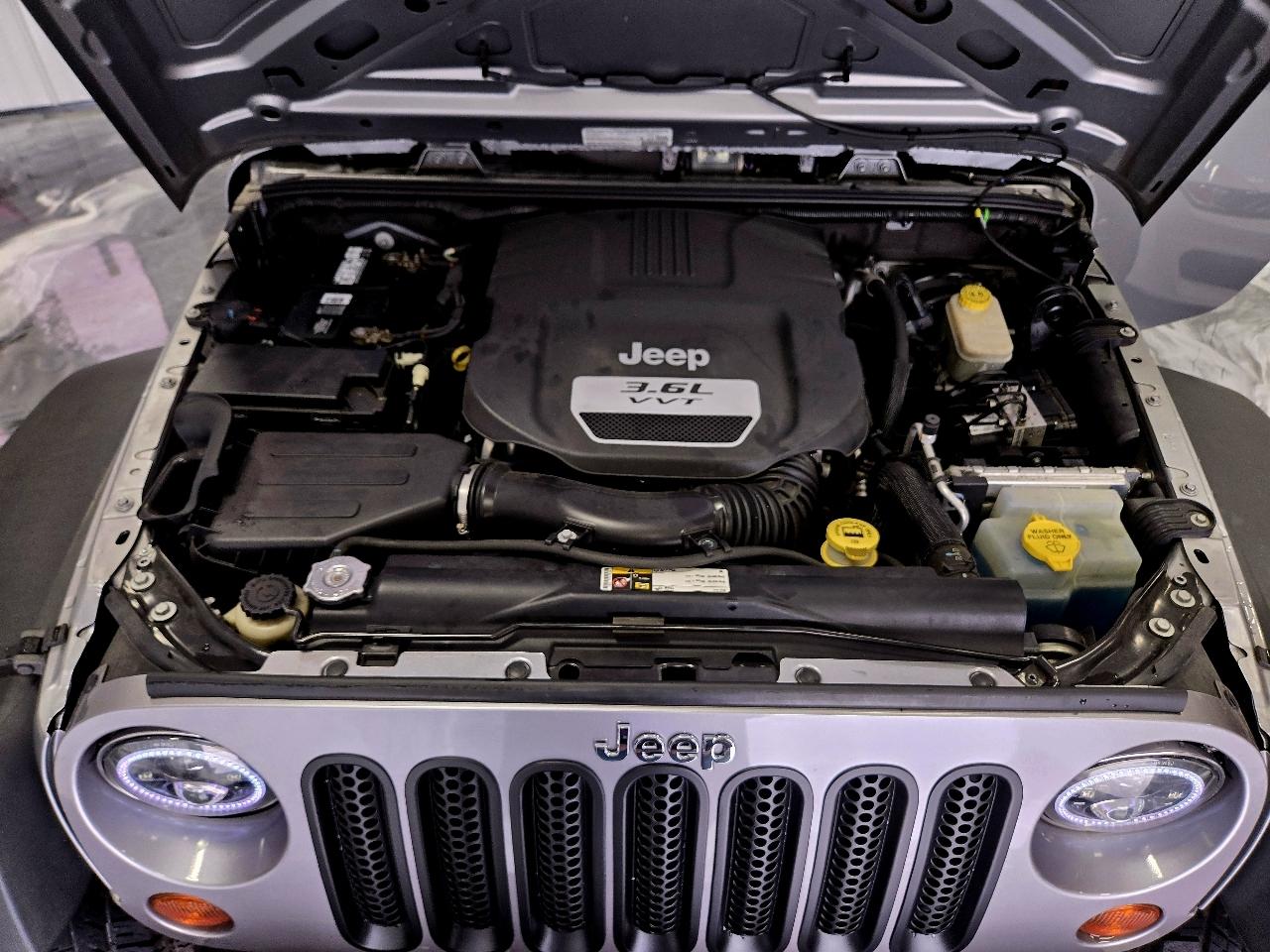 Jeep Wrangler Sport 4WD 2013