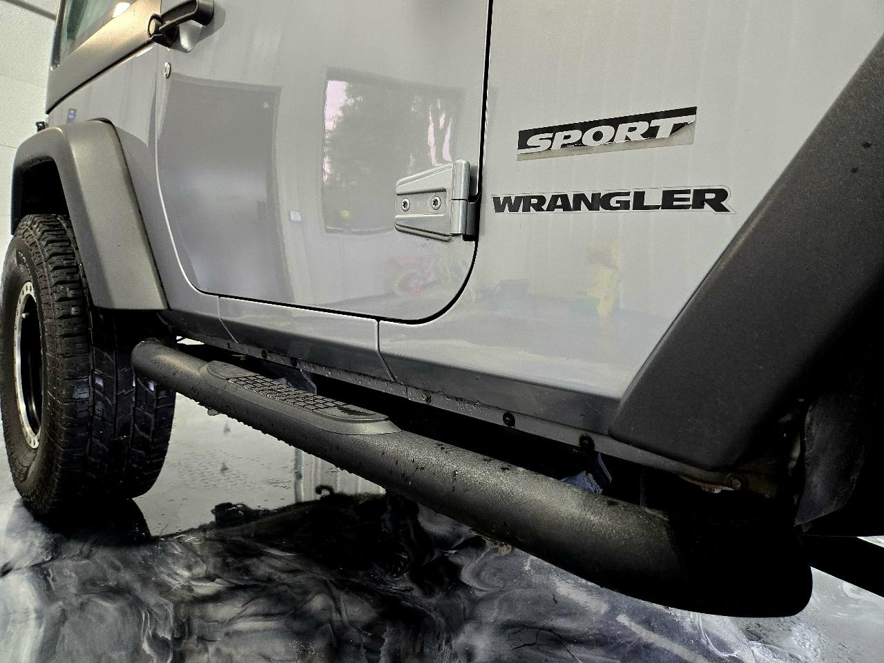 Jeep Wrangler Sport 4WD 2013
