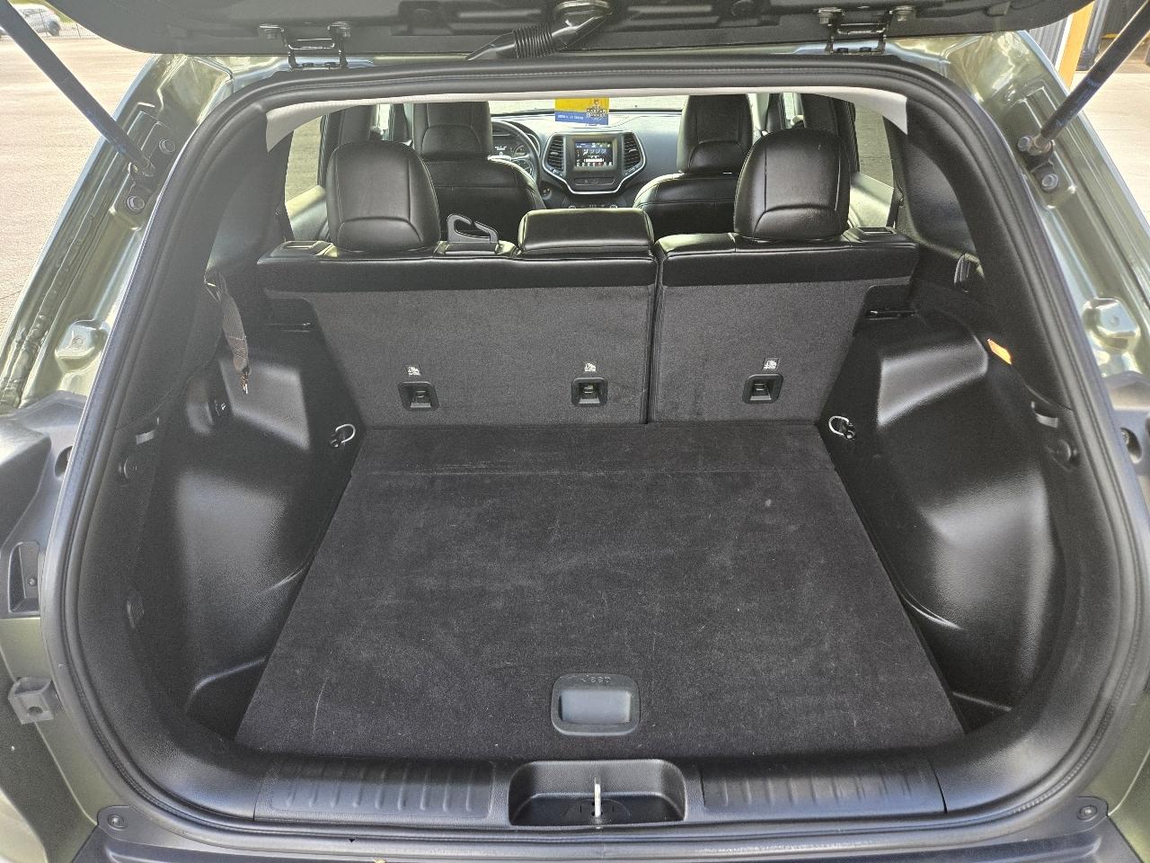 Jeep Cherokee Latitude Plus 4WD 2020