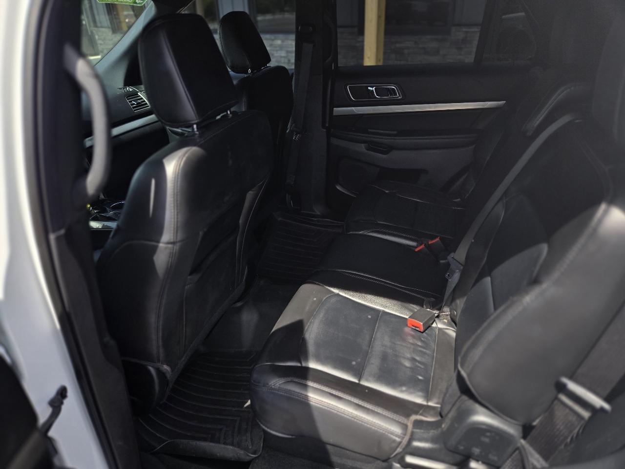 Ford Explorer XLT 4WD 2018