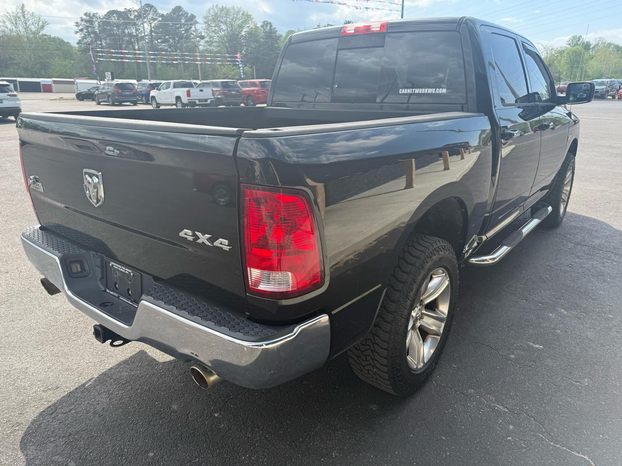 RAM 1500 SLT Crew Cab SWB 4WD 2014