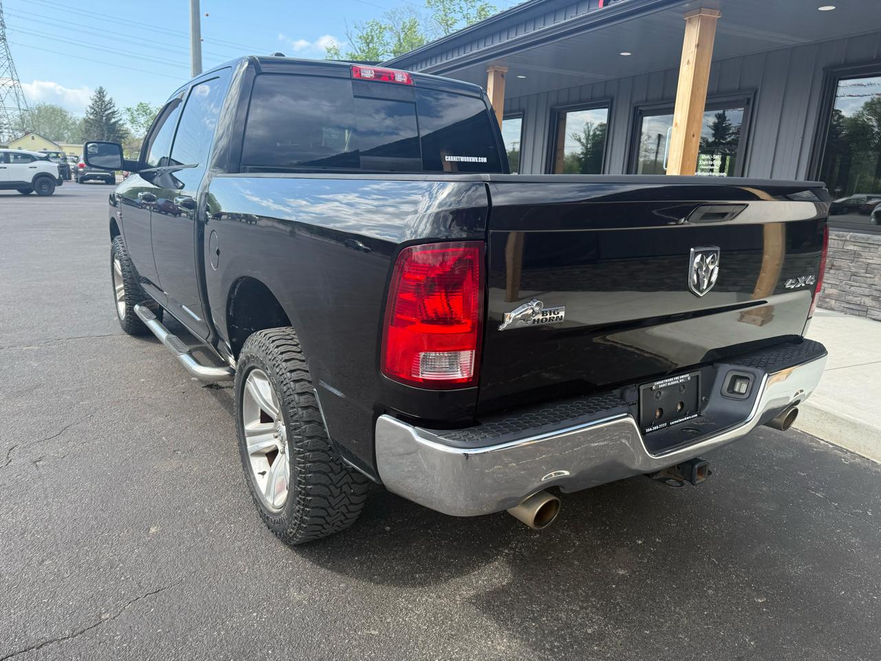 RAM 1500 SLT Crew Cab SWB 4WD 2014