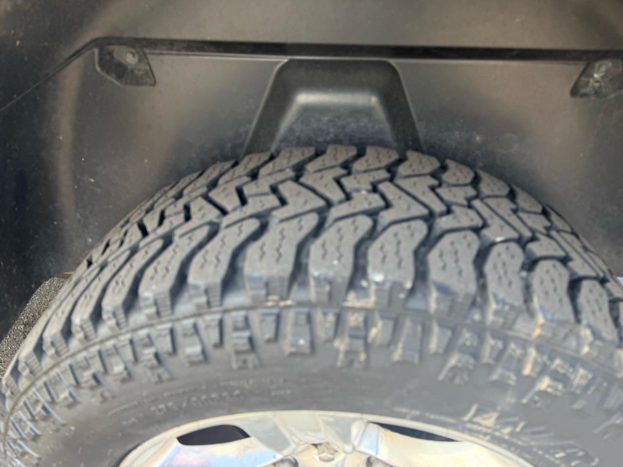 RAM 1500 SLT Crew Cab SWB 4WD 2014