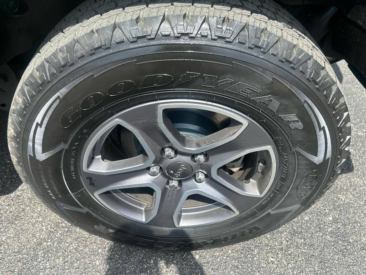 Jeep Wrangler Unlimited Sport 2018