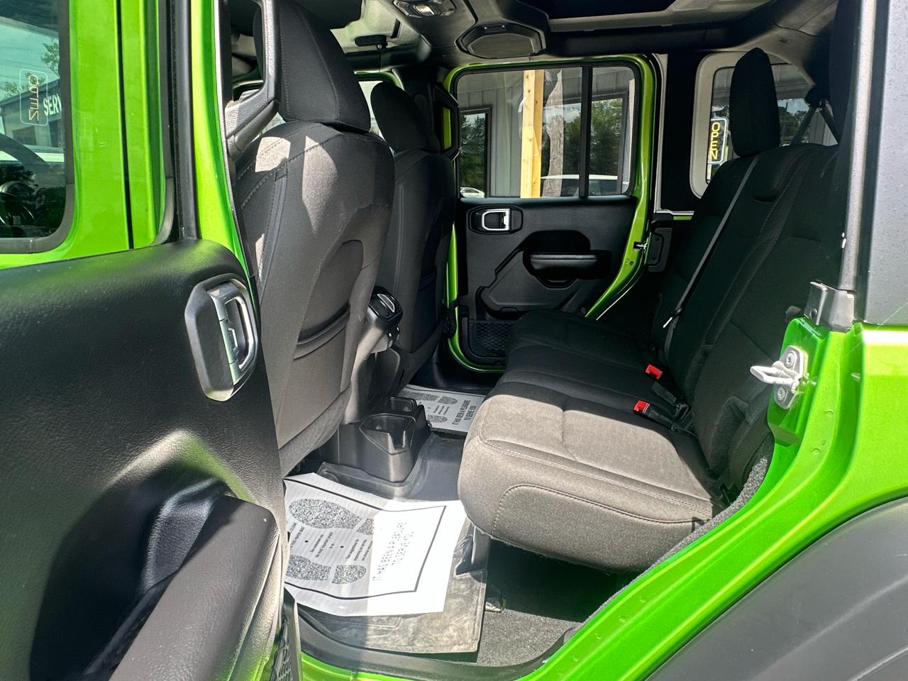 Jeep Wrangler Unlimited Sport 2018