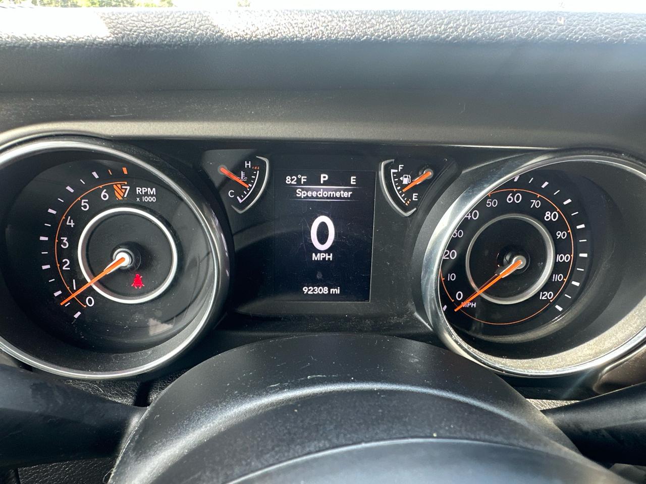 Jeep Wrangler Unlimited Sport 2018