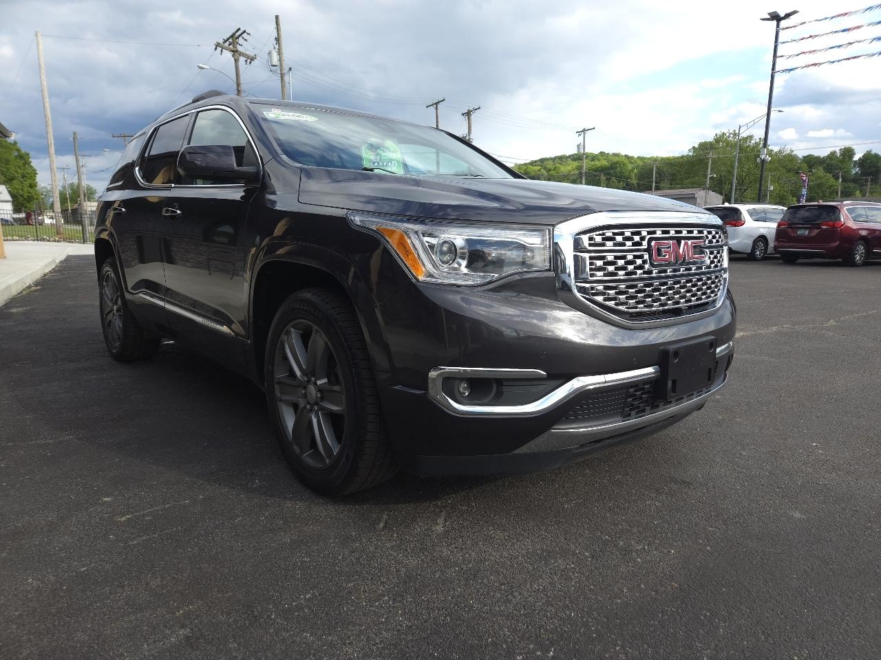 GMC Acadia Denali AWD 2017