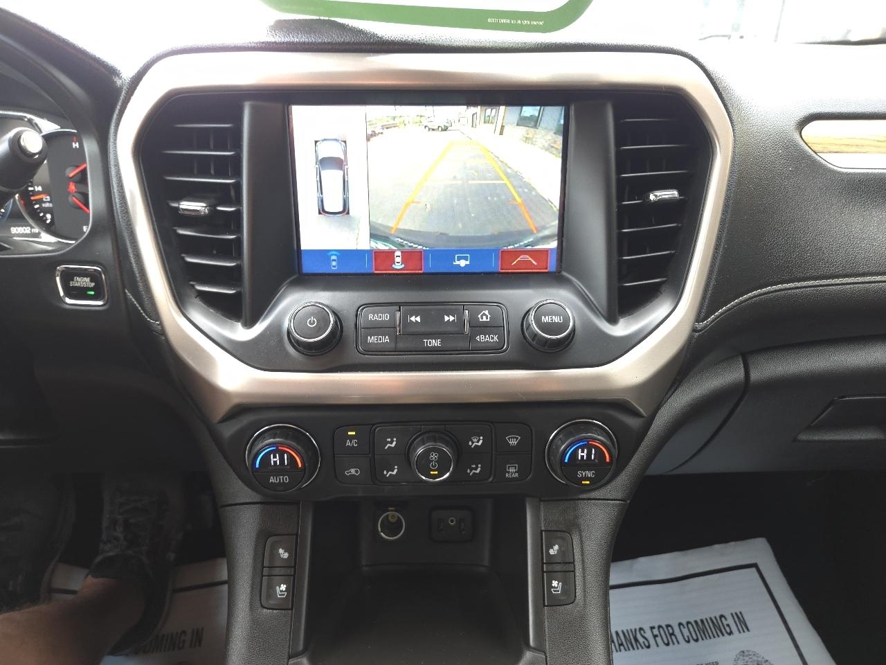 GMC Acadia Denali AWD 2017