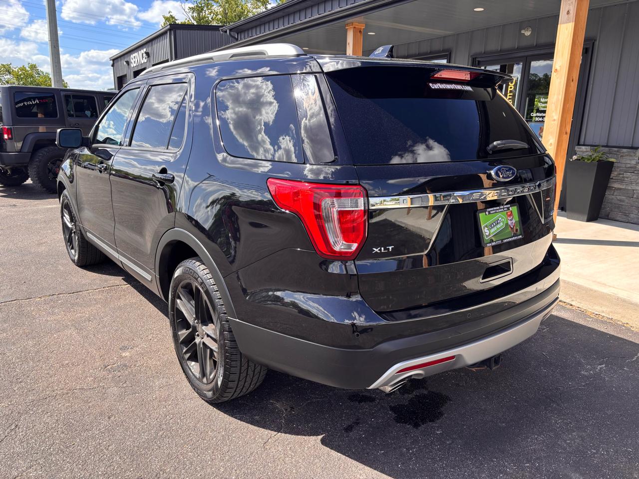 Ford Explorer XLT 4WD 2017