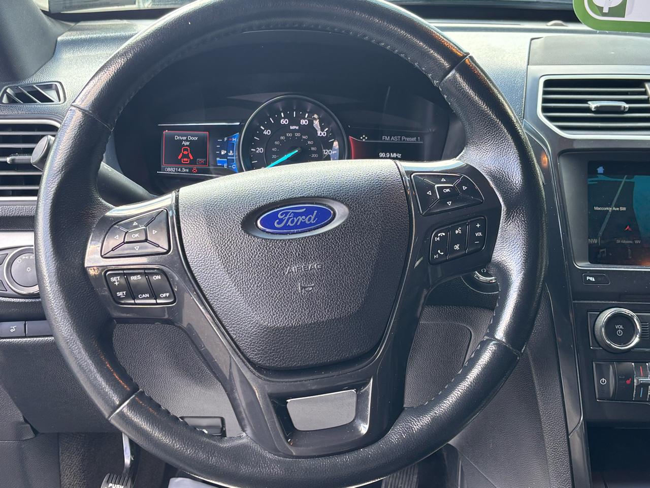 Ford Explorer XLT 4WD 2017