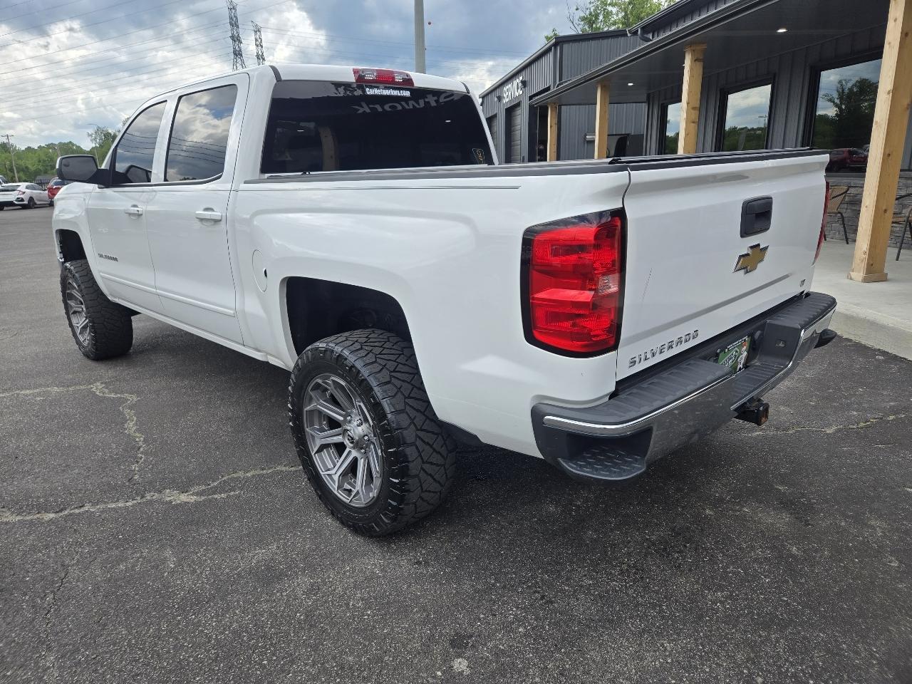 Chevrolet Silverado 1500 LT Crew Cab 4WD 2015