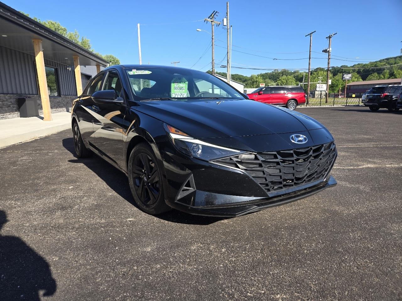 Hyundai Elantra SEL 2022
