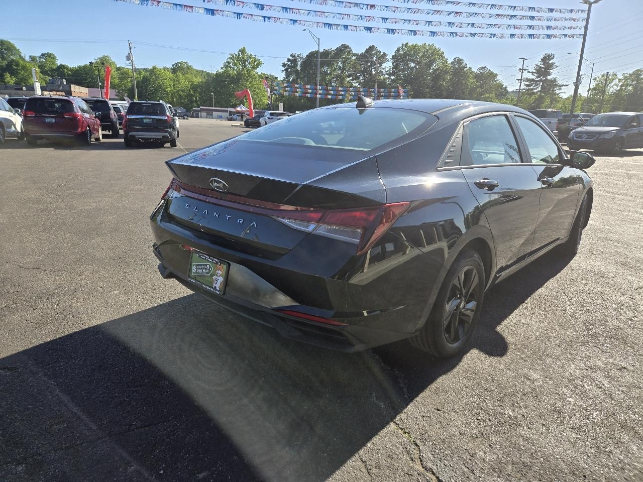 Hyundai Elantra SEL 2022