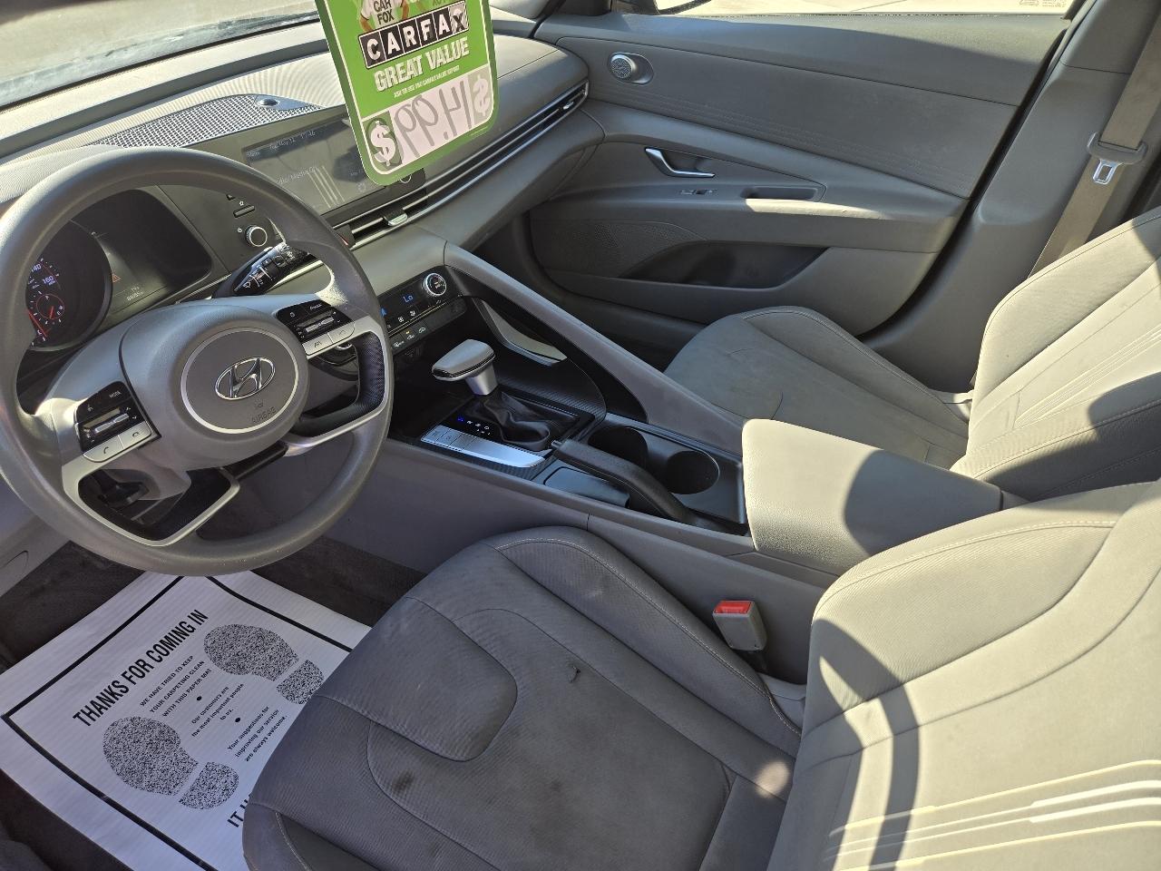 Hyundai Elantra SEL 2022