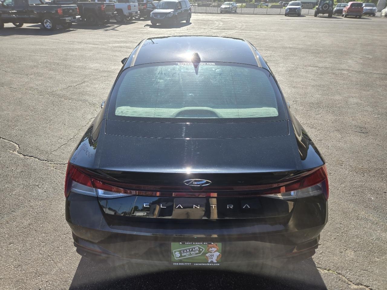 Hyundai Elantra SEL 2022