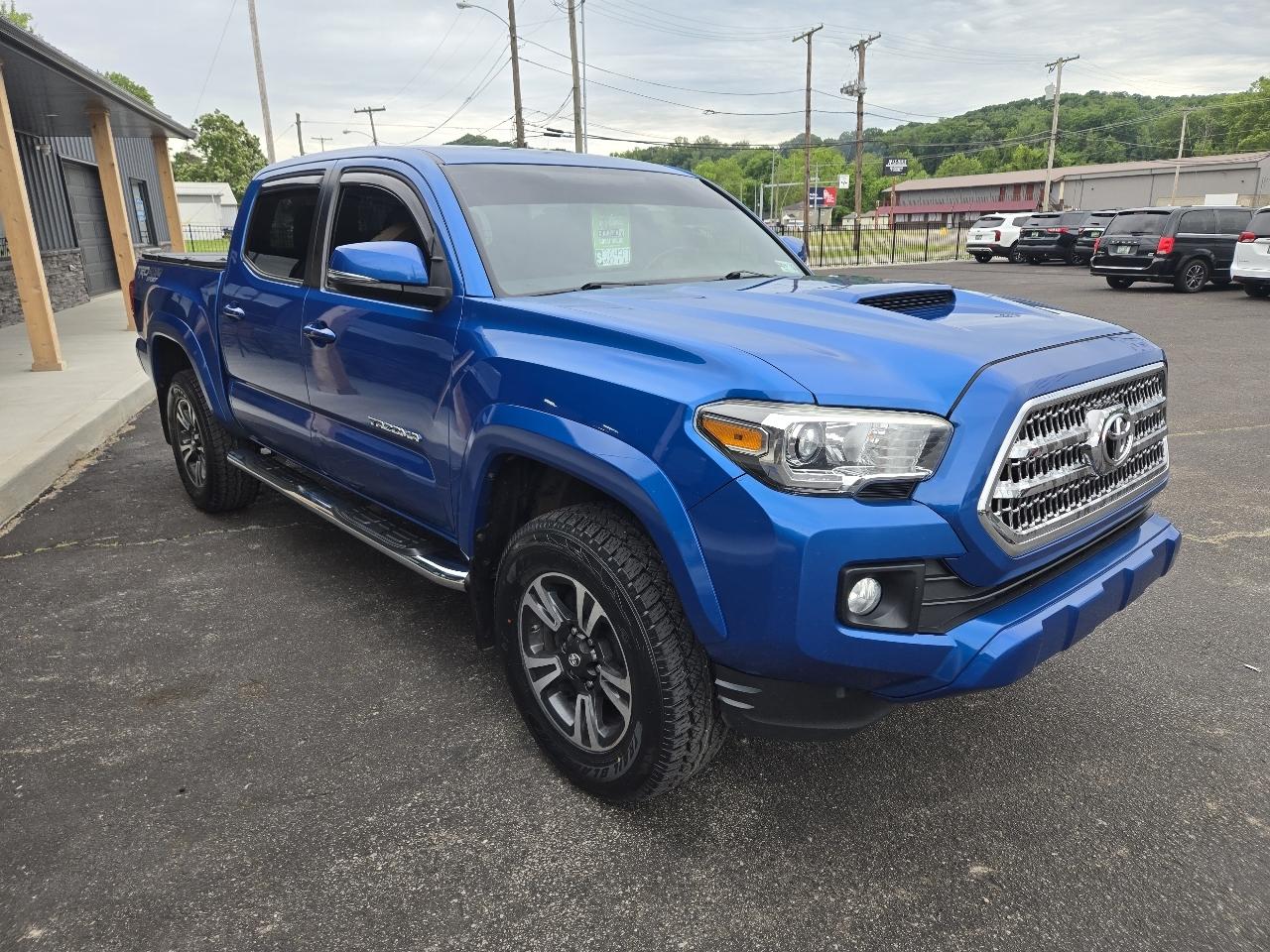 Toyota Tacoma SR5 Double Cab Long Bed V6 6AT 4WD 2016