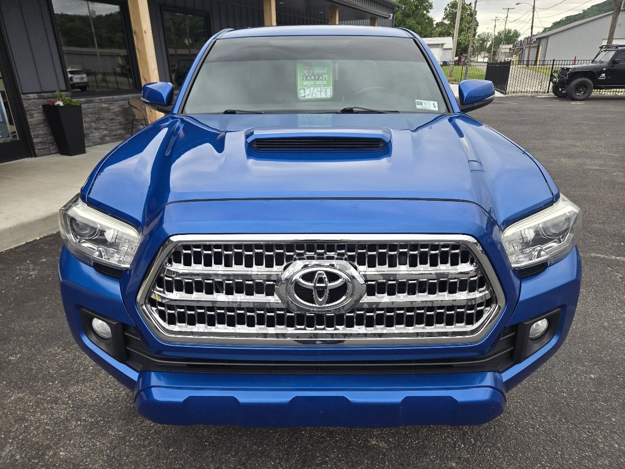 Toyota Tacoma SR5 Double Cab Long Bed V6 6AT 4WD 2016