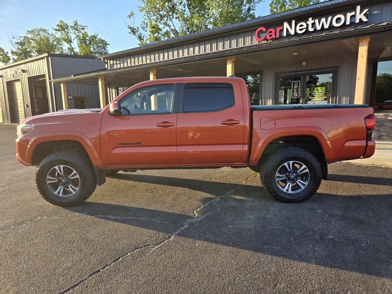 Toyota Tacoma SR5 Double Cab Long Bed V6 6AT 4WD 2018