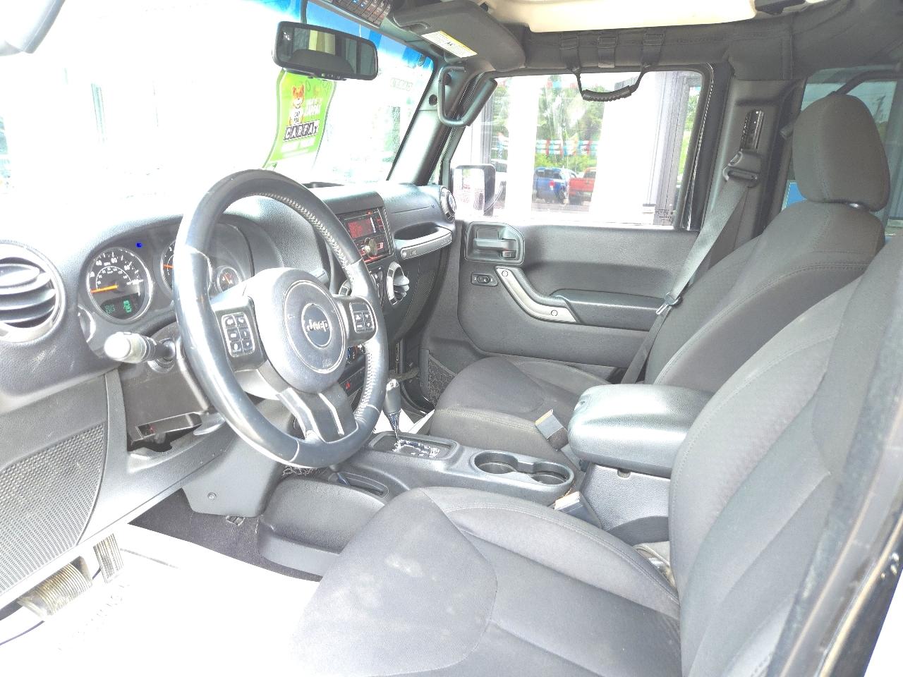 Jeep Wrangler Unlimited Sport 4WD 2015