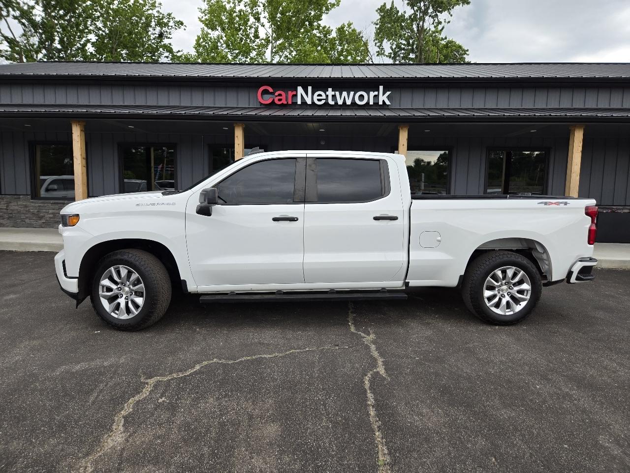 Chevrolet Silverado 1500 Custom Crew Cab Long Box 4WD 2020