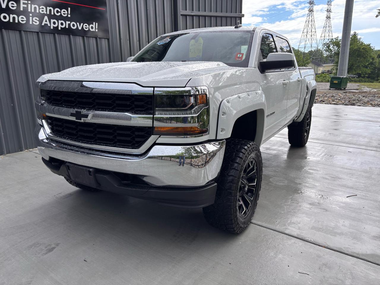 2018 Chevrolet Silverado 1500 LT Crew Cab 4WD