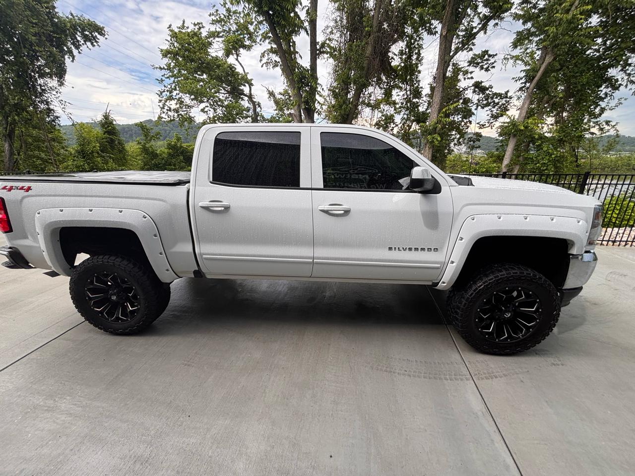 Chevrolet Silverado 1500 LT Crew Cab 4WD 2018