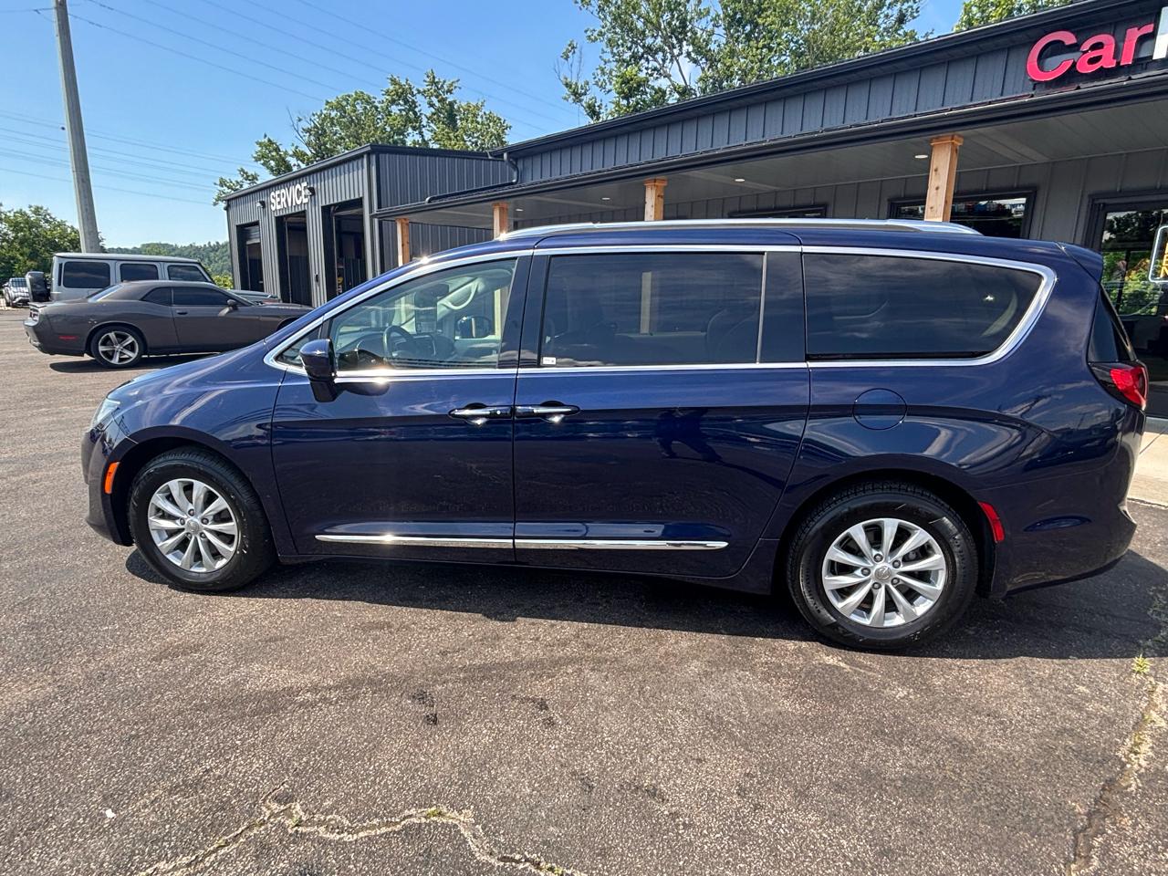 Chrysler Pacifica Touring-L Plus 2018