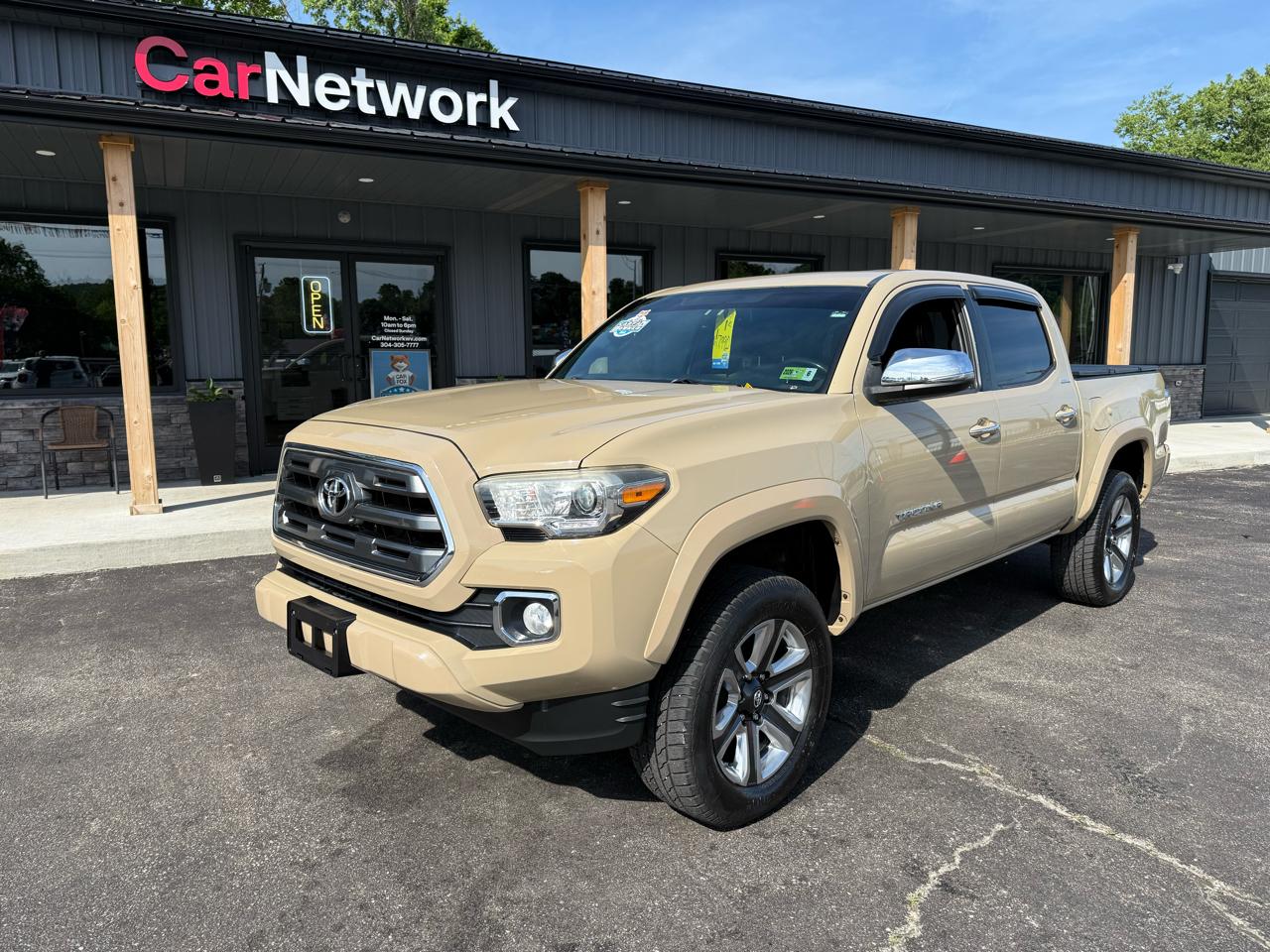 Toyota Tacoma Limited Double Cab V6 6AT 4WD 2017