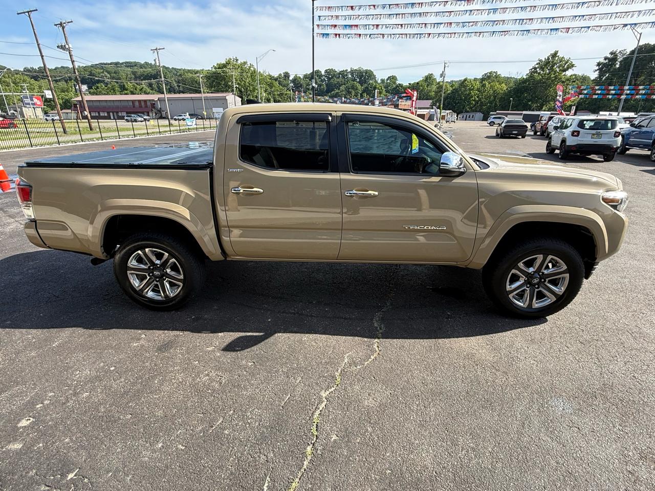 Toyota Tacoma Limited Double Cab V6 6AT 4WD 2017