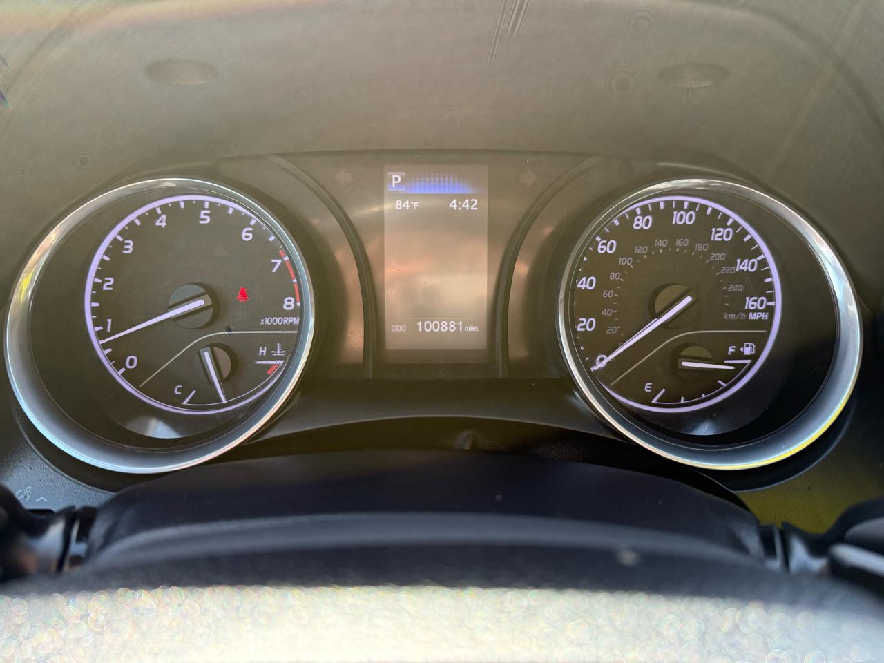 Toyota Camry SE 2020