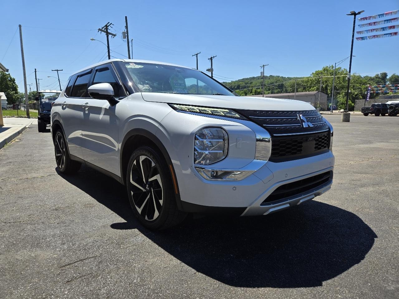 Mitsubishi Outlander SE 4WD 2022
