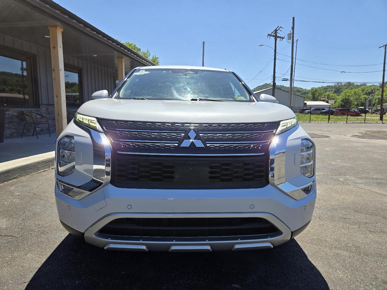 Mitsubishi Outlander SE 4WD 2022