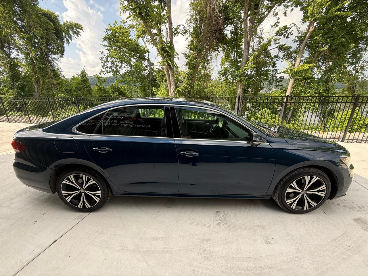 Volkswagen Passat SE 2021