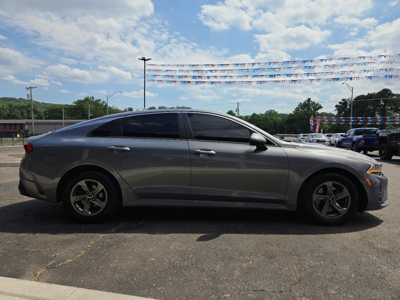 Kia K5 LXS 4D Sedan AWD 2021
