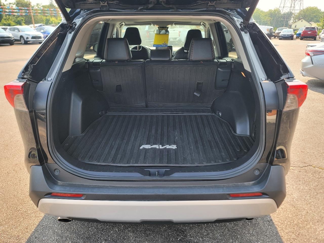 Toyota RAV4 Adventure AWD 2019