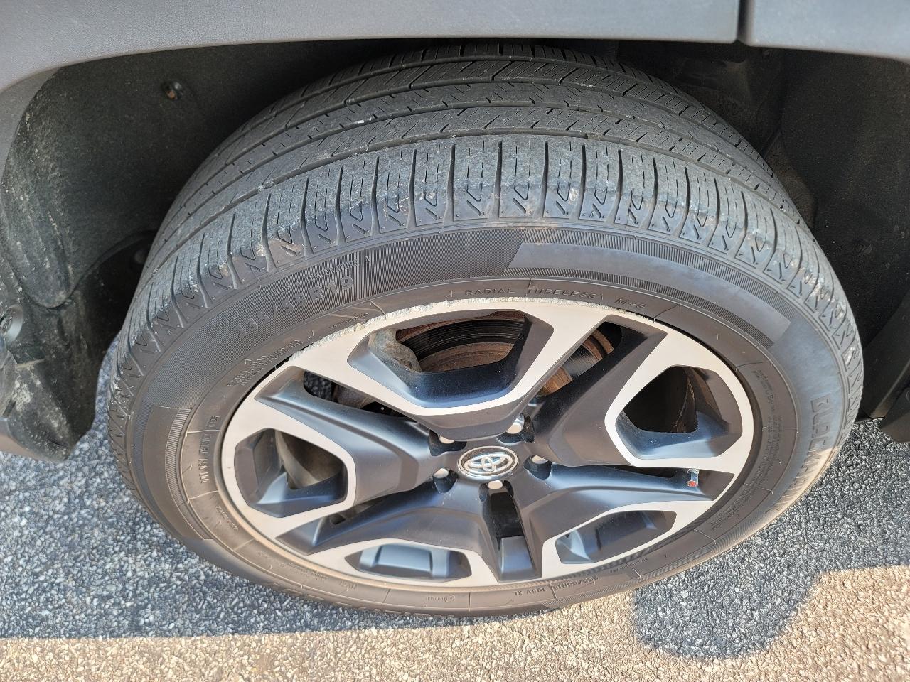 Toyota RAV4 Adventure AWD 2019