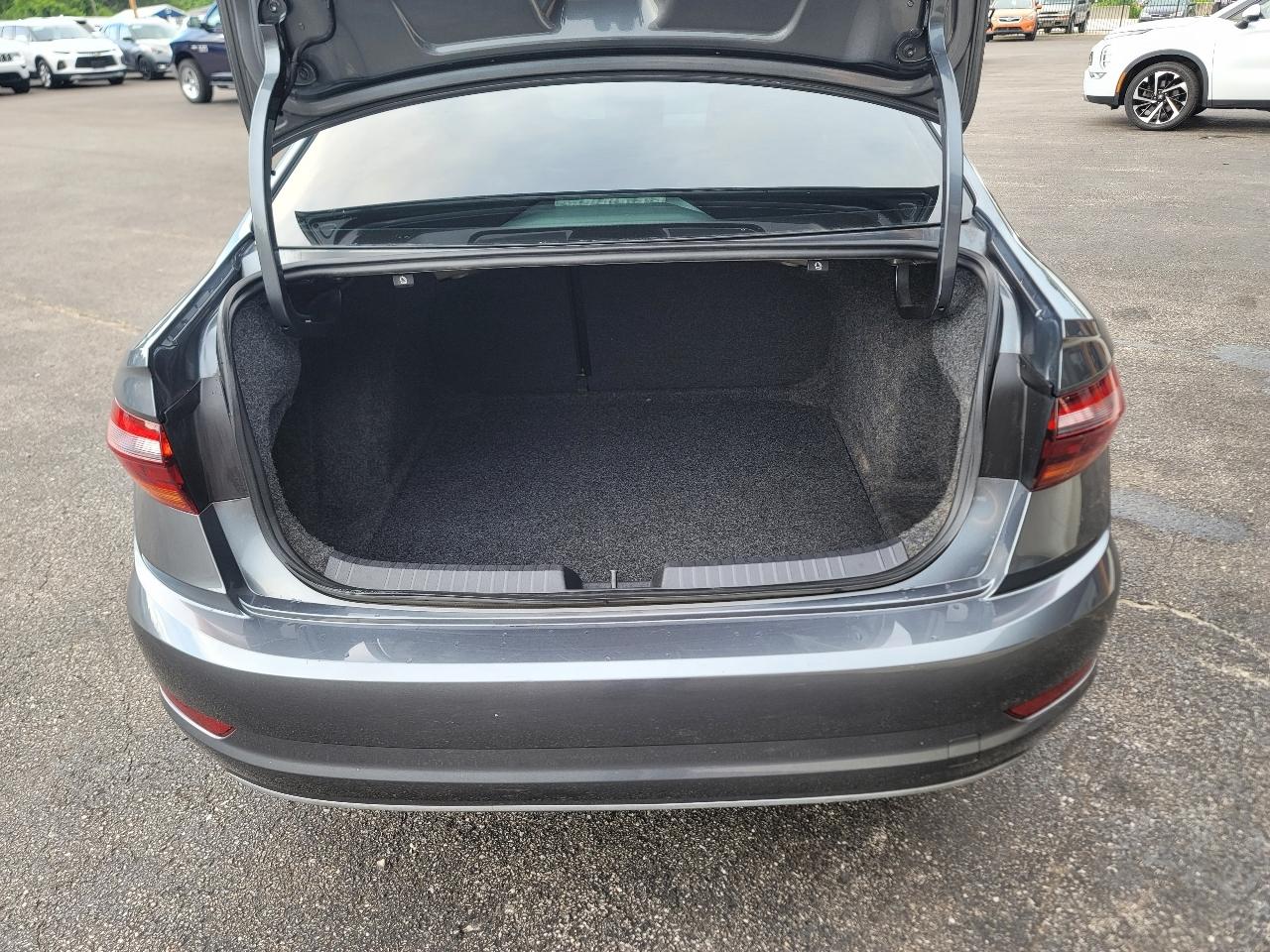 Volkswagen Jetta 1.4T S 8A 2019