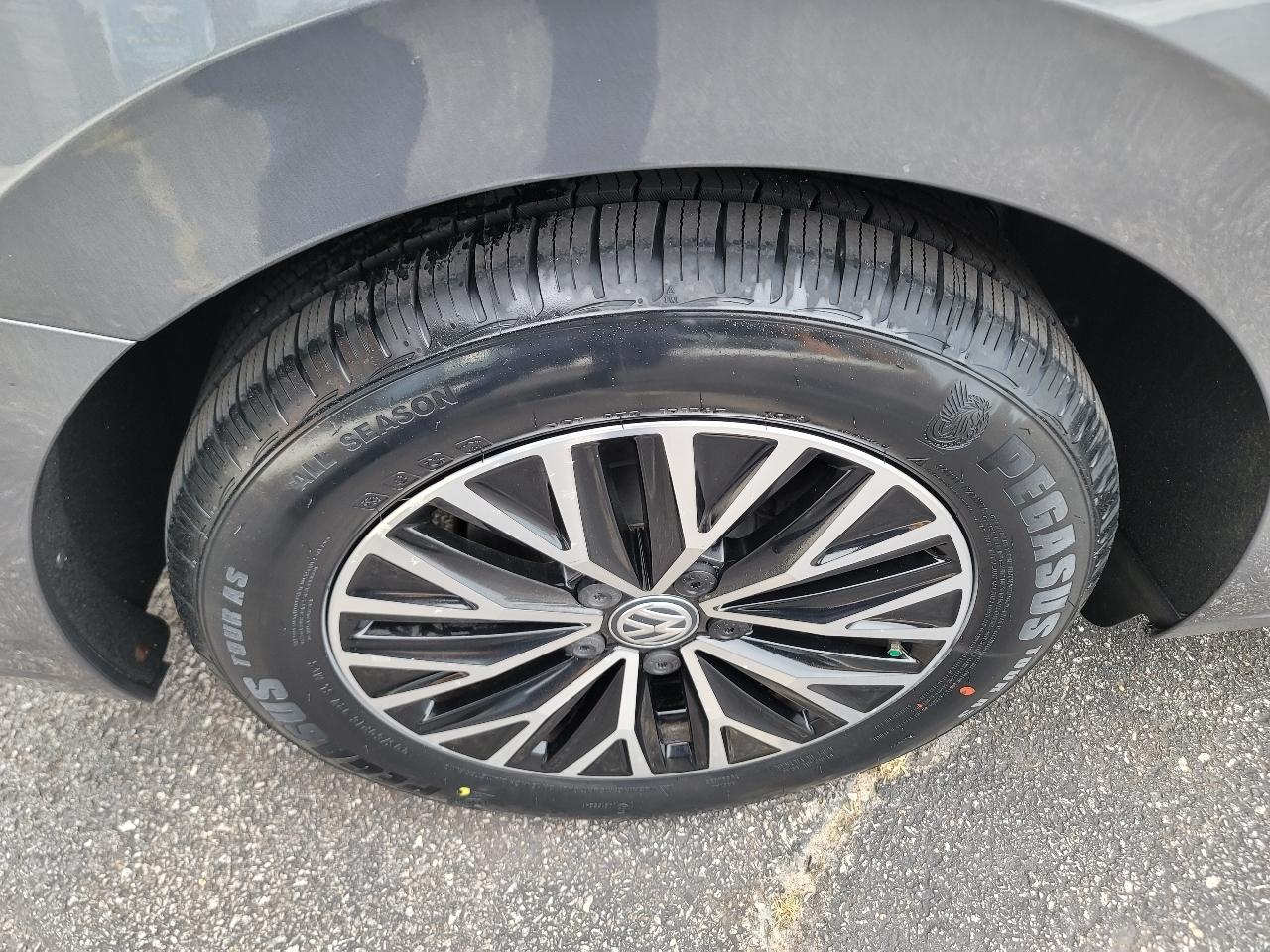 Volkswagen Jetta 1.4T S 8A 2019