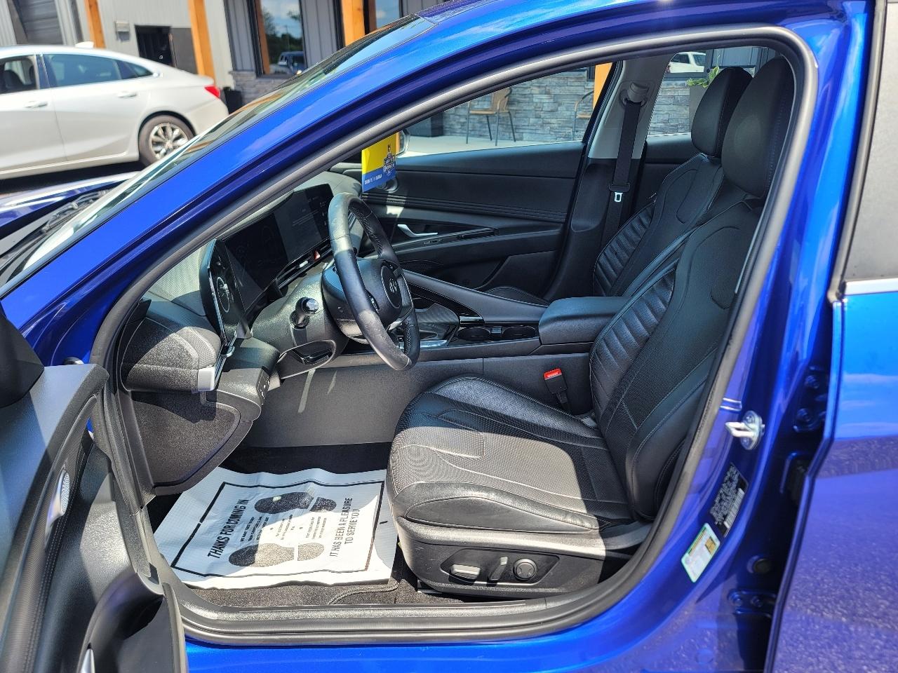 Hyundai Elantra Limited 2023