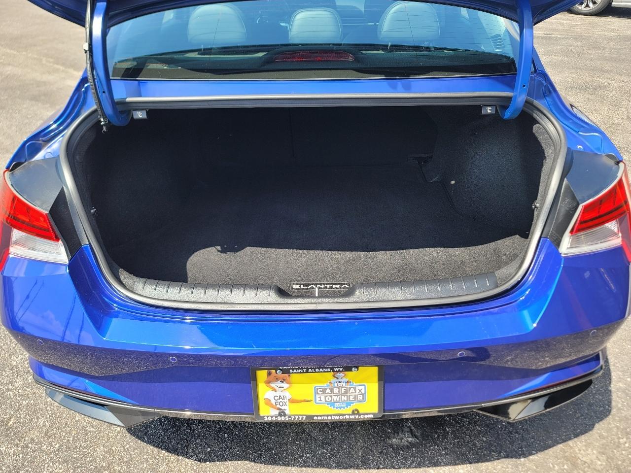 Hyundai Elantra Limited 2023