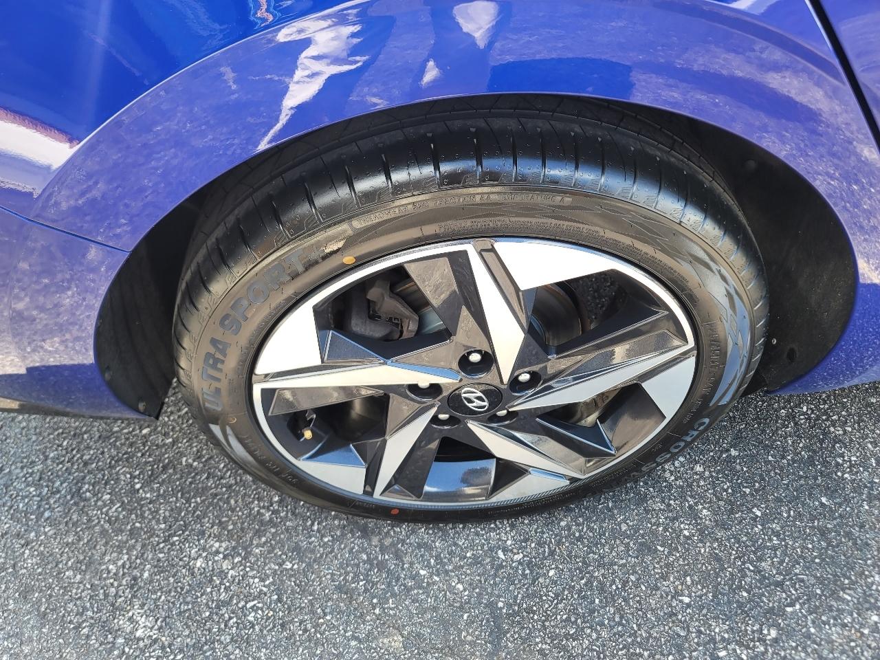 Hyundai Elantra Limited 2023
